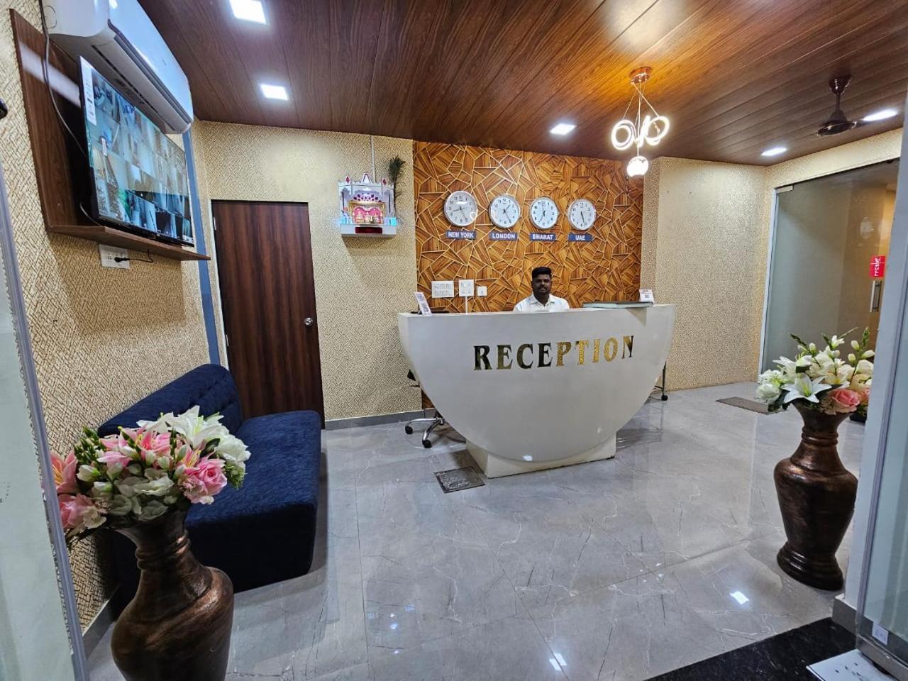 Welcome Vista Navi Mumbai Bagian luar foto